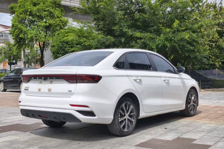 吉利汽车 帝豪 2022款 第4代 1.5L CVT尊贵型车身外观6003