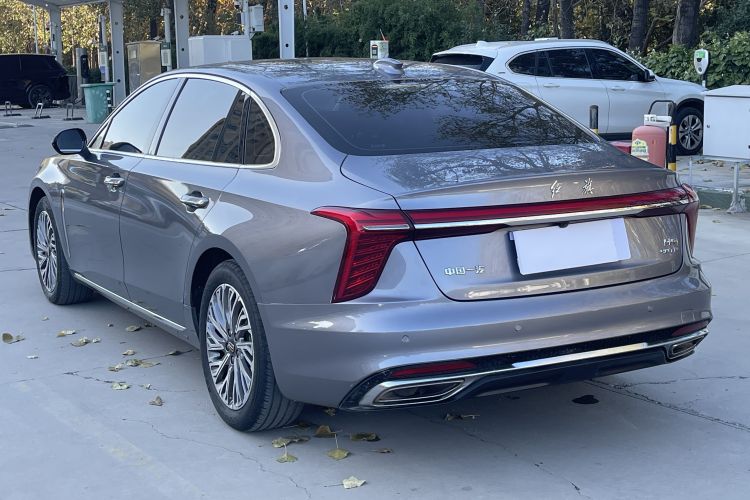 红旗H5 2023款 2.0T 自动智联旗畅版车身外观6004