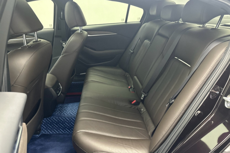 马自达 阿特兹 2020款 2.5L 蓝天尊崇版中控内饰7003