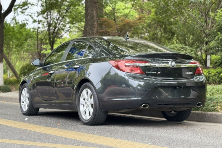 别克 君威 2015款 1.6T 精英技术型车身外观6004