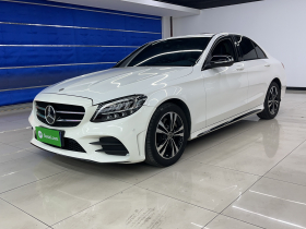 奔驰C级 2019款 C 260 运动版