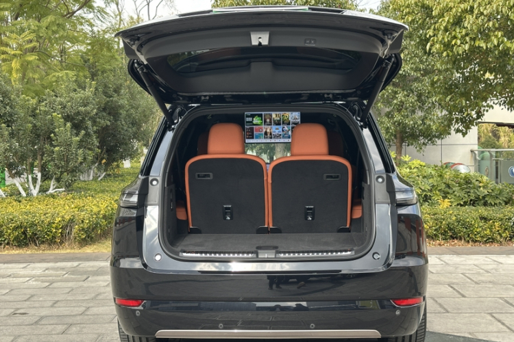 理想汽车 理想L9 2025款 Ultra 智能焕新版车身外观6002