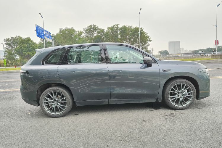 零跑汽车 零跑C10 2024款 210激光雷达版车身外观6008