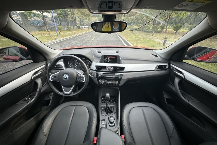 宝马X1 2016款 sDrive18Li 尊享型中控内饰7007