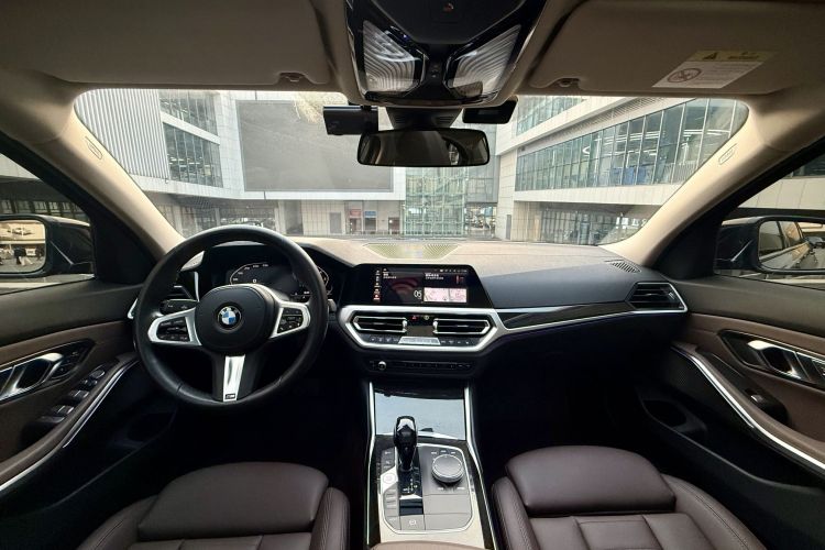 宝马3系 2021款 325Li M运动套装中控内饰7002