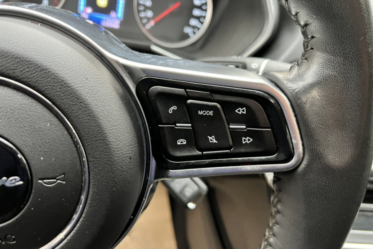 众泰T600 2019款 1.5T 自动豪华型局部细节9011