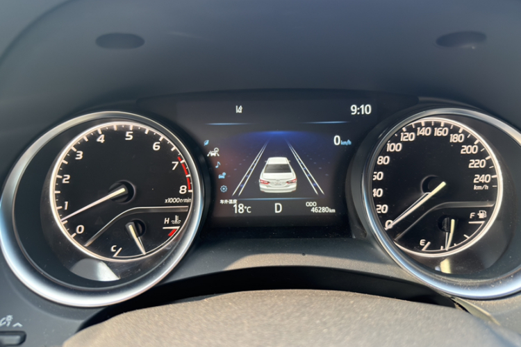 丰田 凯美瑞 2021款 2.0G 豪华版中控内饰15