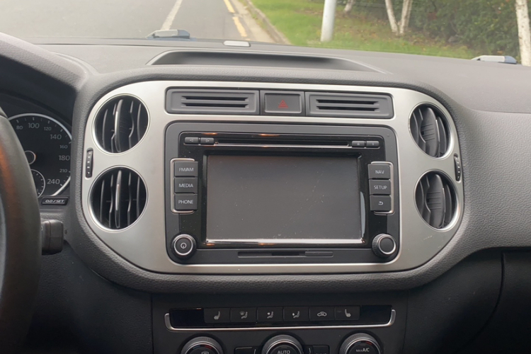 大众 途观 2015款 1.8TSI 自动两驱豪华型局部细节16