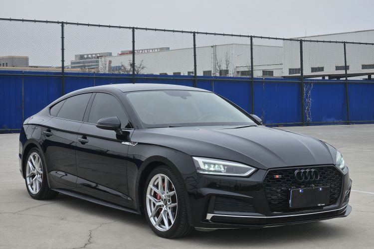 奥迪A5 2019款 Sportback 40 TFSI 时尚型车身外观6002