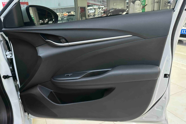 别克 英朗 2021款 改款 1.3T 自动轻混动精英型中控内饰7011