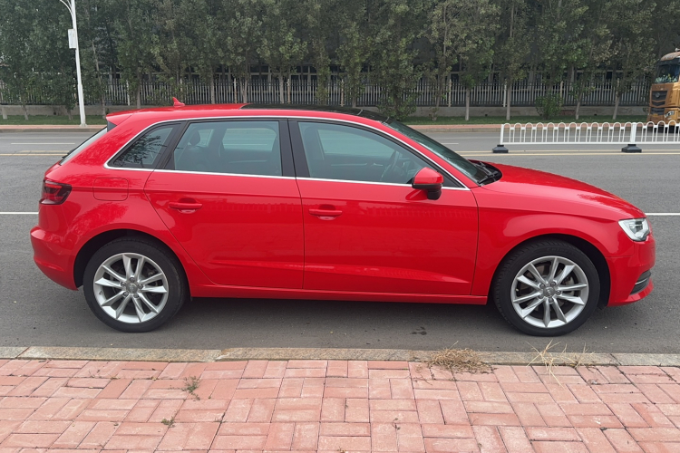 奥迪A3 2015款 Sportback 40 TFSI 自动舒适型车身外观6002