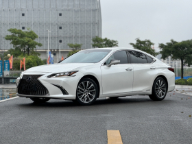 雷克萨斯ES 2020款 300h 尊享版