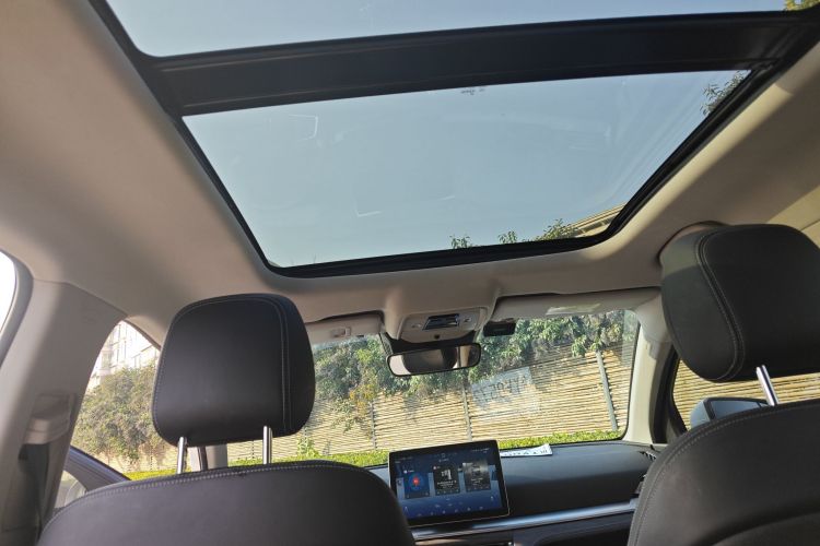 比亚迪 宋Pro新能源 2019款 EV 高功率高续航版旗舰型中控内饰7004