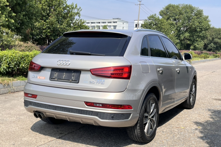 奥迪Q3 2018款 30 TFSI 时尚型典藏版车身外观6005