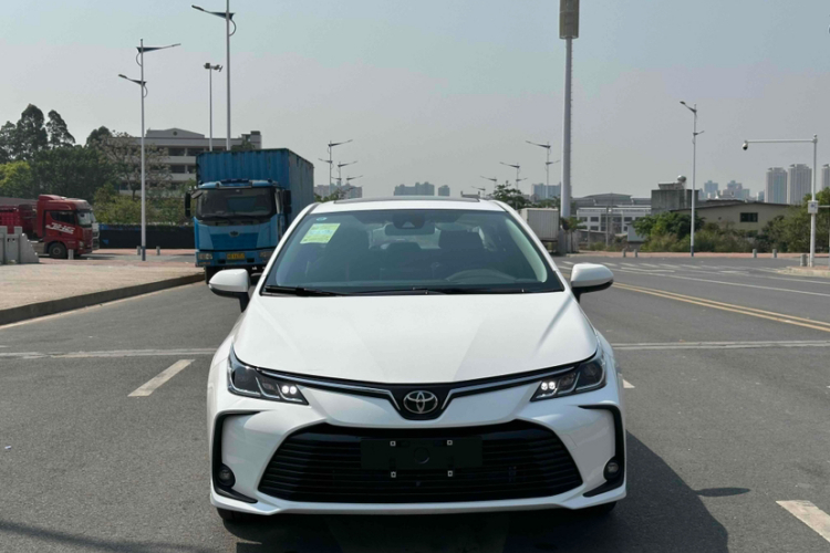 丰田 卡罗拉 2023款 1.2T 精英版车身外观6001