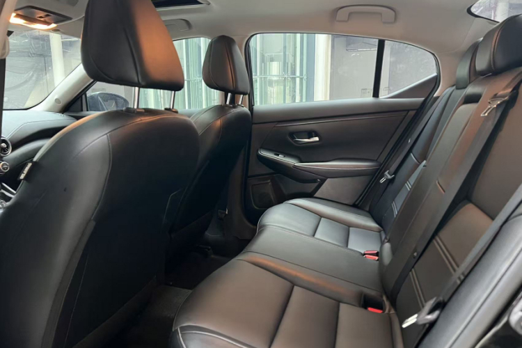 日产 轩逸 2022款 1.6L XL CVT悦享版中控内饰7002