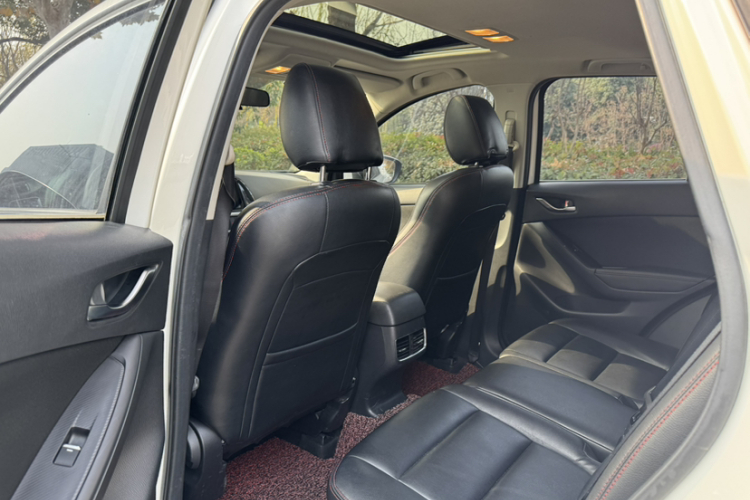 马自达CX-5 2015款 2.0L 自动两驱都市型中控内饰7002