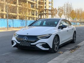 奔驰EQE 2022款 350 豪华版