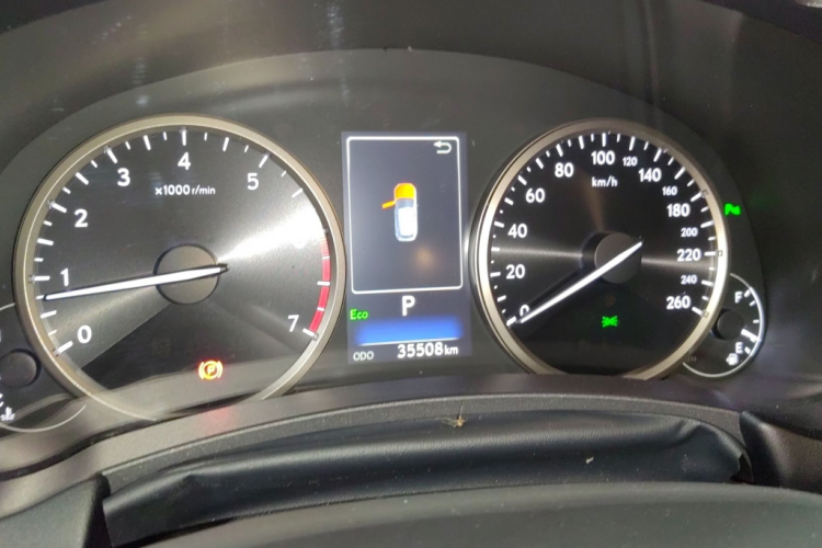 雷克萨斯NX 2018款 300 全驱 锋尚版中控内饰15