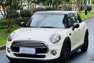 MINI 2016款 1.5T COOPER 五门版