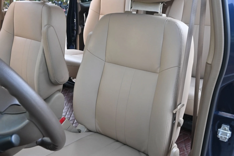 别克GL8 2014款 2.4L 经典版中控内饰7005