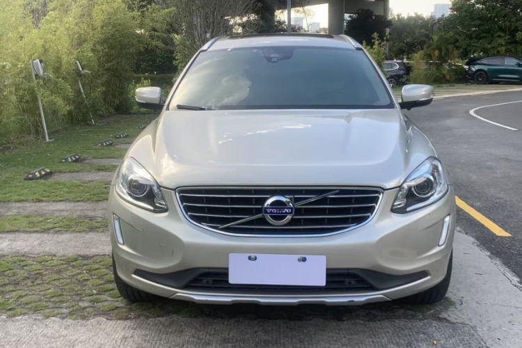 沃尔沃XC60 2017款 T5 智进版车身外观6001