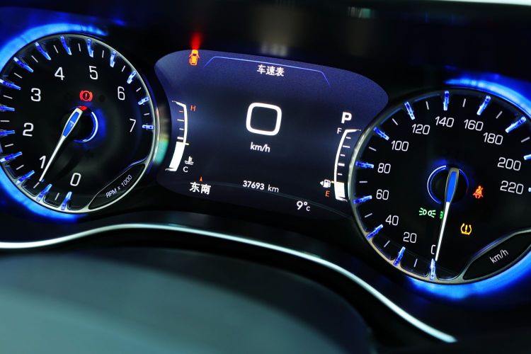 克莱斯勒 大捷龙(进口) 2017款 3.6L 尊享版中控内饰15