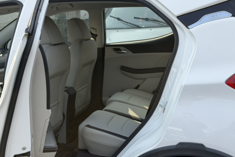 比亚迪 元Pro 2021款 401KM 豪华型中控内饰7001