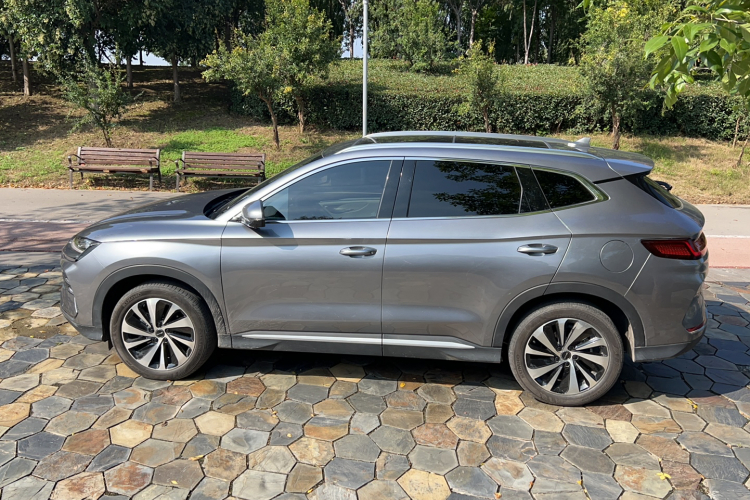 比亚迪 宋PLUS新能源 2023款 冠军版 DM-i 110KM 旗舰PLUS车身外观6006