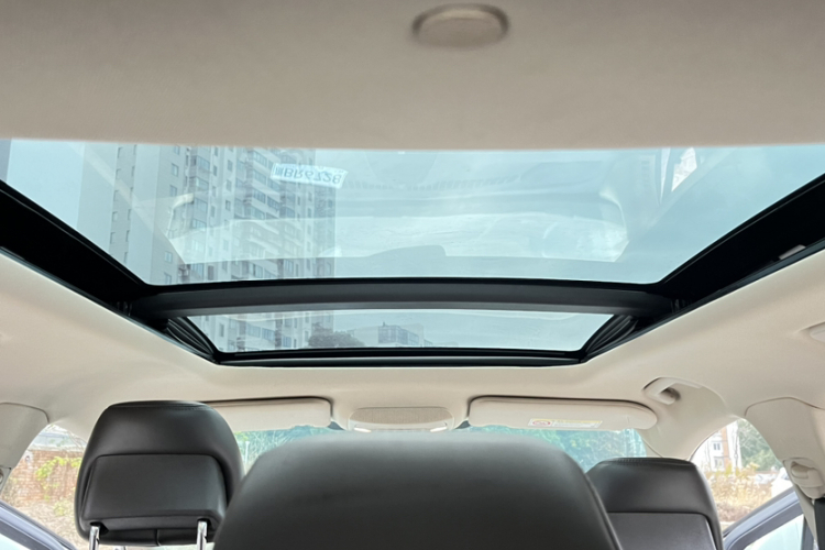 林肯MKC 2017款 2.0T 四驱尊雅版中控内饰7006