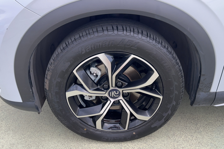 比亚迪 元PLUS 2022款 430KM 尊贵型车身外观6004