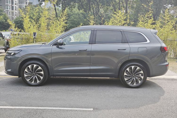 鸿蒙智行 问界M7 2022款 1.5T 四驱豪华版车身外观6002