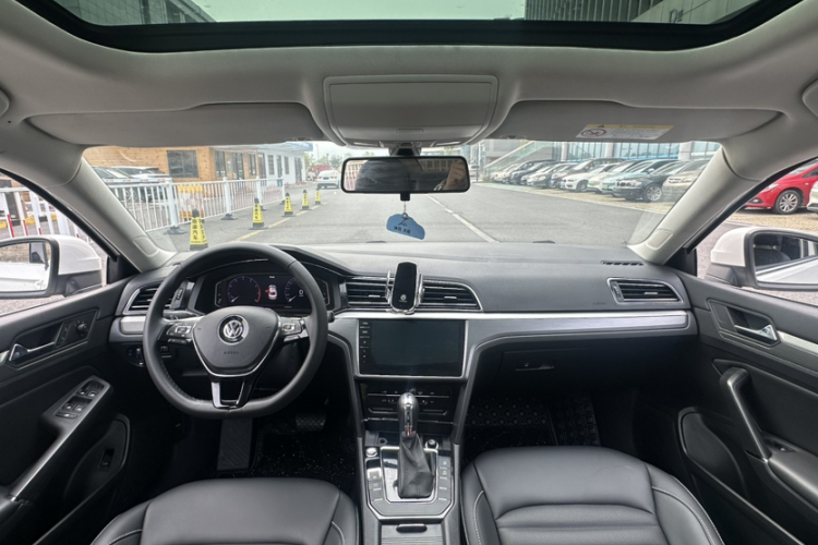 大众 凌渡 2021款 改款 280TSI DSG舒适版中控内饰7001