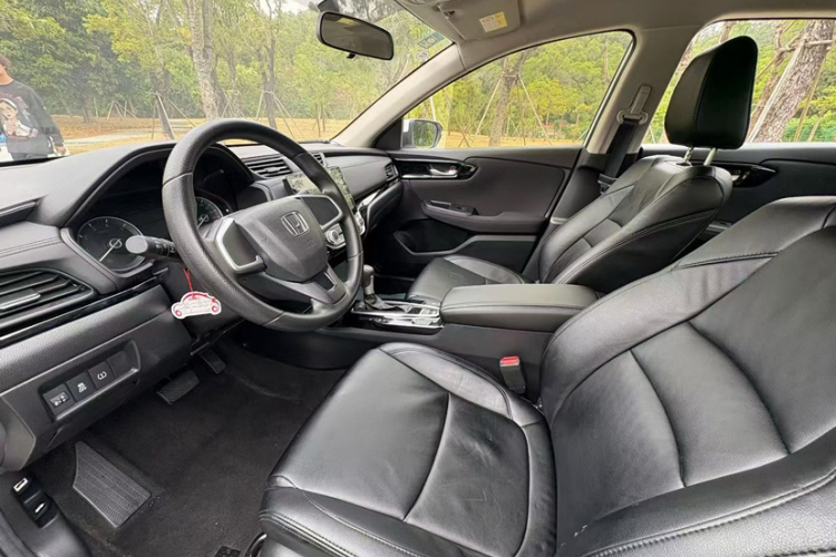 本田 凌派 2019款 180Turbo CVT舒适版 国VI中控内饰7003