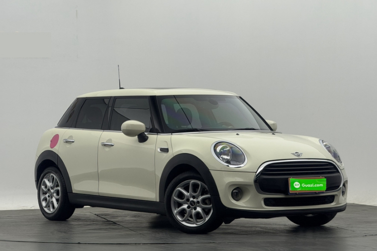 MINI 2021款 1.5T ONE 五门版车身外观6003