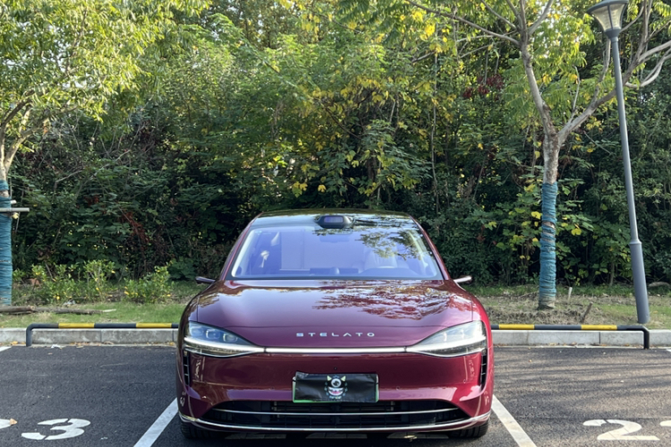 鸿蒙智行 享界S9 2025款 增程 Ultra车身外观6007