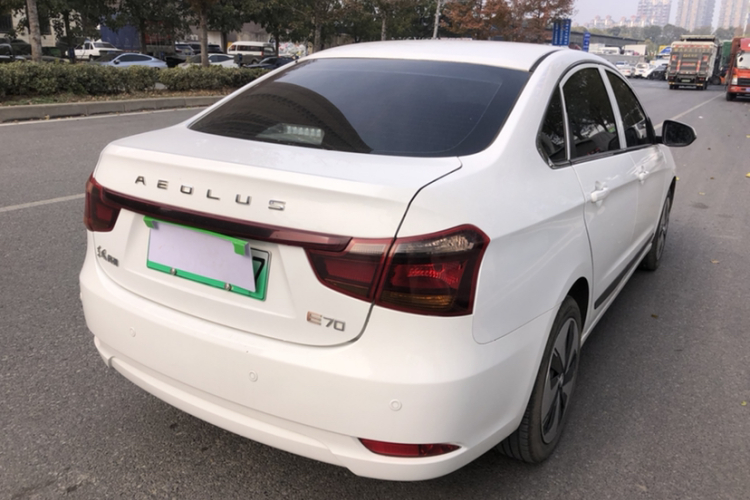 东风风神E70 2023款 500 智行版 磷酸铁锂 48.6kWh 120kW车身外观6006