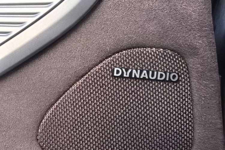 比亚迪 海豹 2023款 DM-i 1.5T 200km 旗舰型局部细节9001