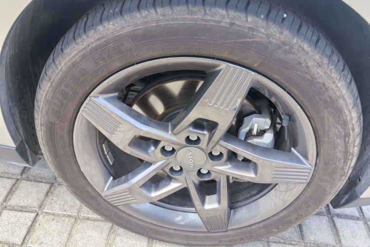 埃安 AION Y 2023款 Plus 510 科技版车身外观6008