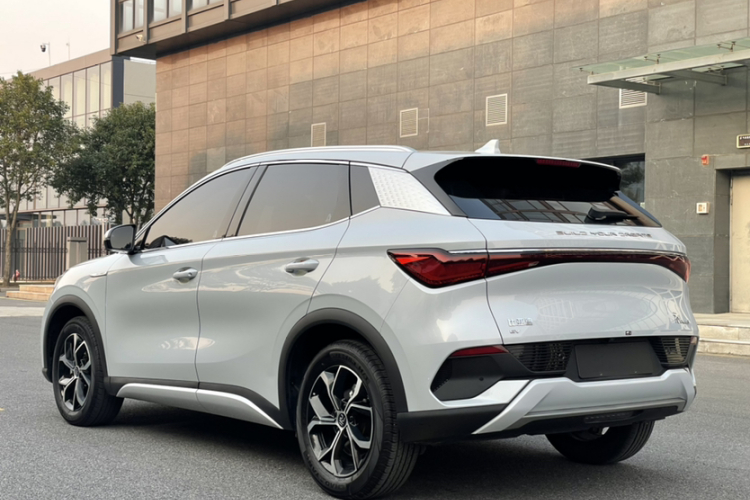 比亚迪 元PLUS 2022款 430KM 尊贵型车身外观6004