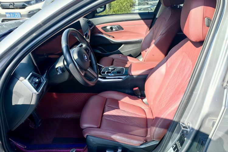 宝马i3 2022款 eDrive 35 L局部细节19