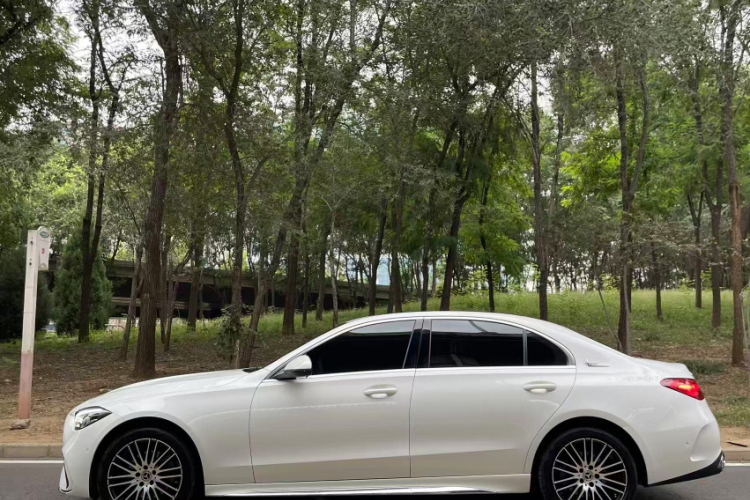 奔驰C级 2023款 C 200 L 运动版车身外观6002