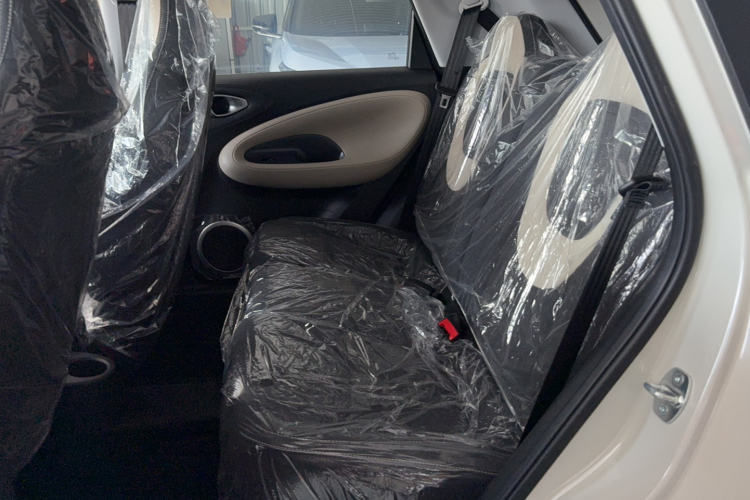 五菱汽车 五菱缤果 2024款 203km 轻享款中控内饰7001