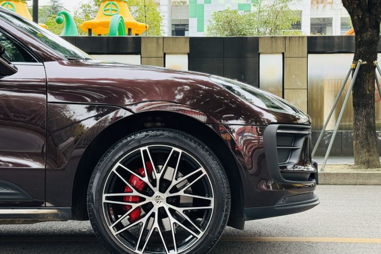 保时捷 2022款 Macan 2.0T车身外观6005