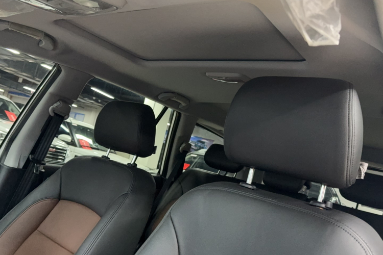 哈弗H5经典 2018款 经典版 2.0T 柴油 手动四驱尊贵型中控内饰7003