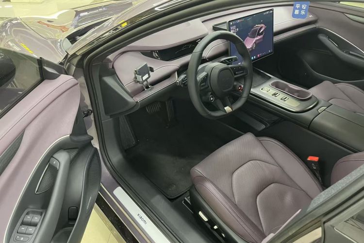 小米汽车 小米SU7 2024款 后驱长续航智驾版中控内饰7001