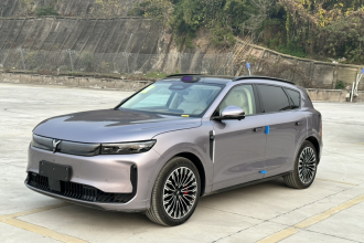 岚图汽车 岚图FREE 2025款 FREE+ 后驱乾崑版