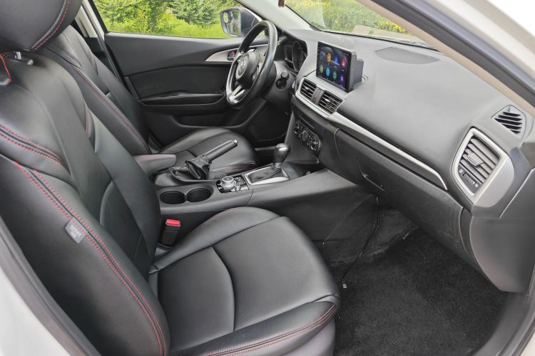 马自达3 昂克赛拉 2017款 两厢 1.5L 自动舒适型 国V中控内饰7003