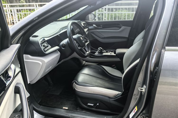 比亚迪 秦PLUS 2021款 EV 500KM 尊贵型中控内饰7001