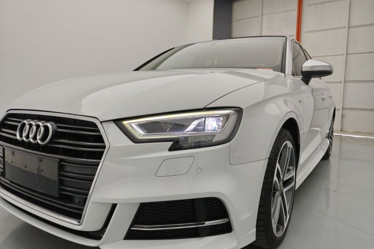 奥迪A3 2017款 Limousine 40 TFSI 运动型局部细节36